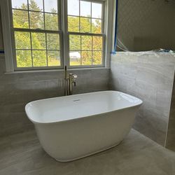Kohler Freestanding Tub 
