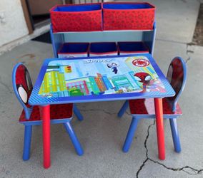 Kid table and toy box