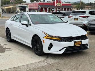 2023 Kia K5