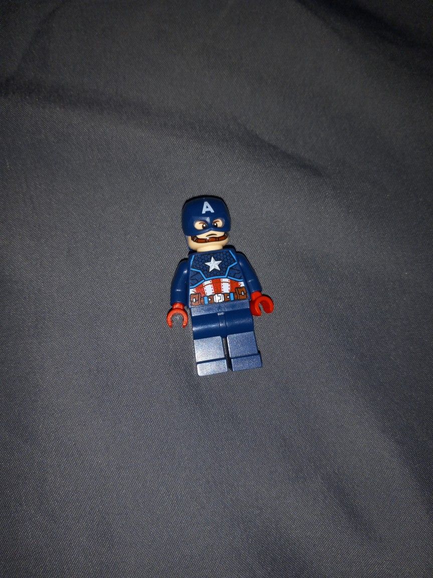 Captain America Lego Minifigure