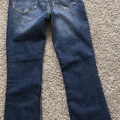 Mid-rise Crop Flare Jeans