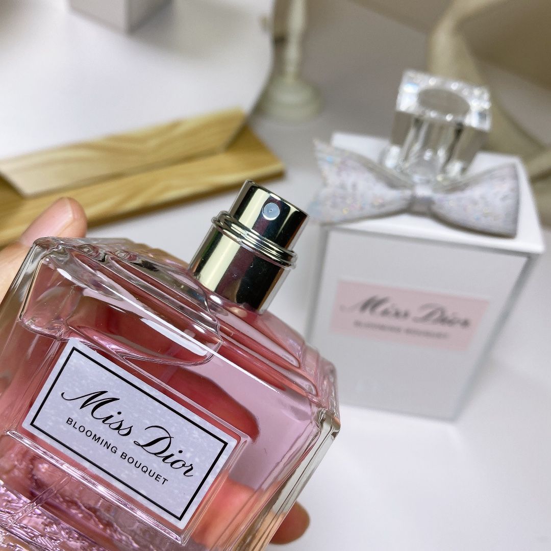 Miss Dior Parfume Blooming Blossom 