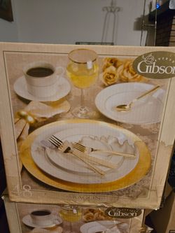 Gibson Aragon 48 piece Dinnerware set