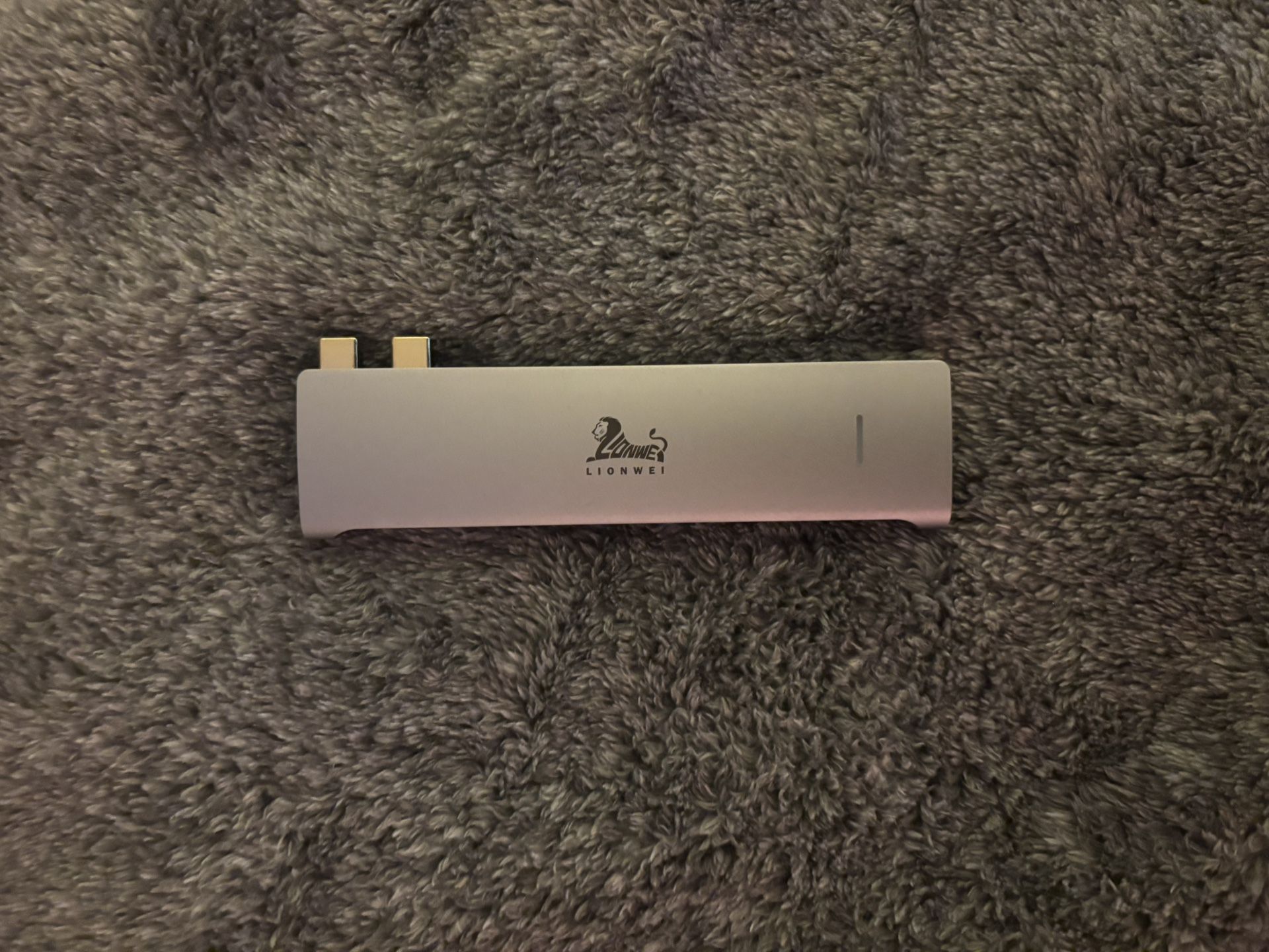 MacBook Hub & 128GB SD Card