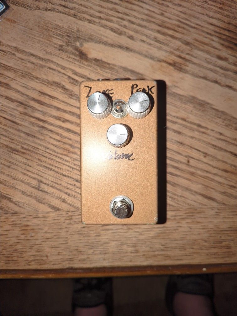 Q Zone Auto Wah Guitar Pedal Clone