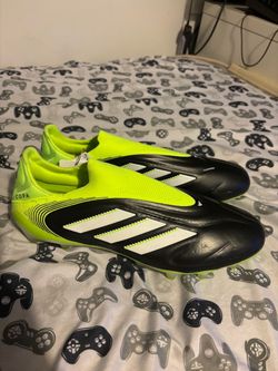 adidas Copa Pure III Elite Soccer Cleats US 9.5 Black Volt