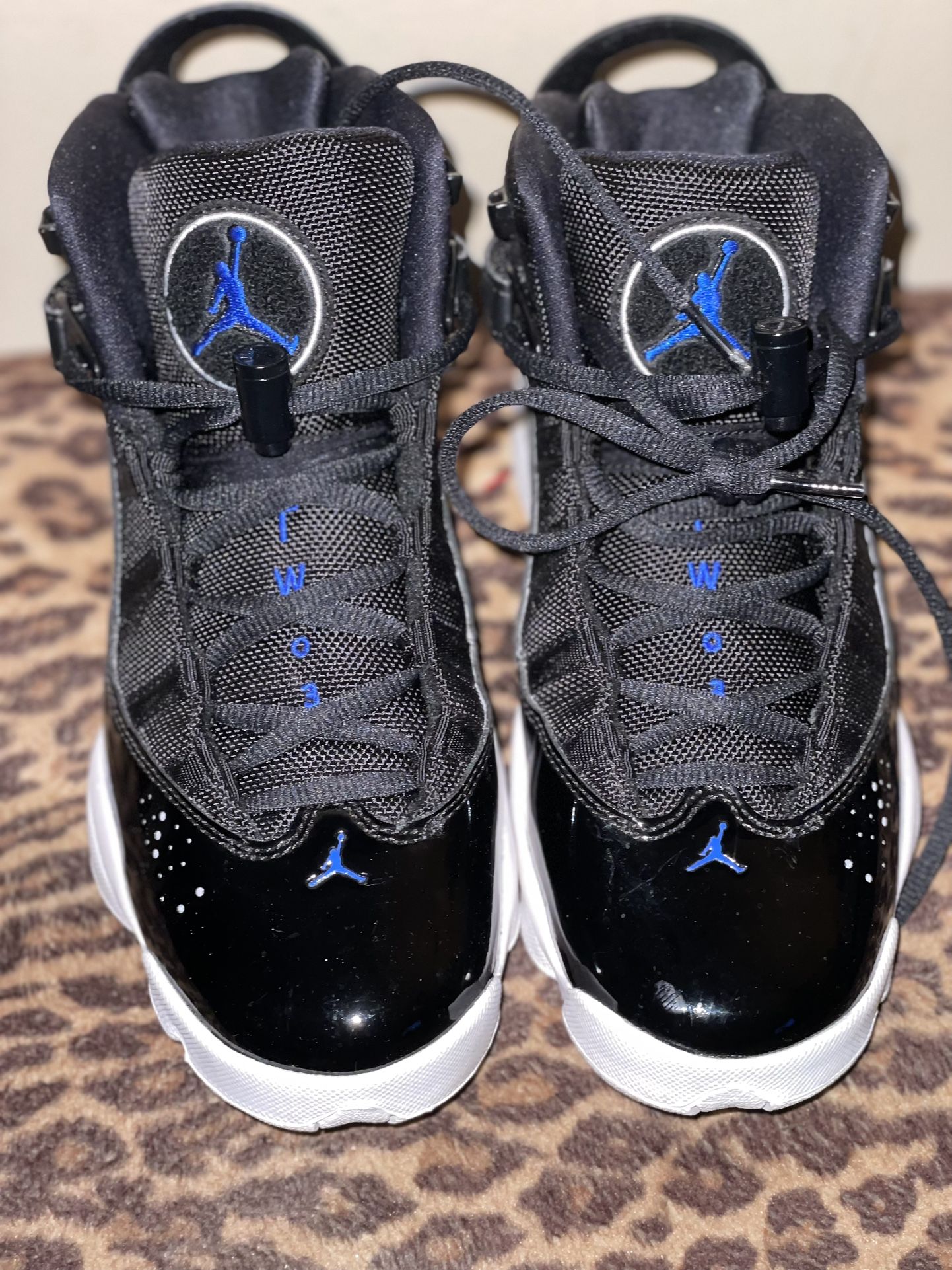 Jordan 6 Rings Space Jam Sneakers with box.