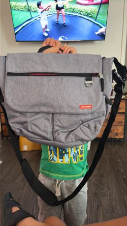 Diaper bag with changing pad/ wipe bag