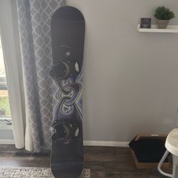 GNU 161 W Snowboard w/ Bindings 