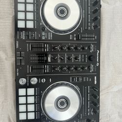 Pioneer DDJ-SR2