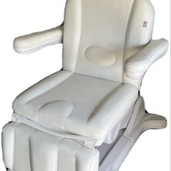 Med Spa Chair Like New