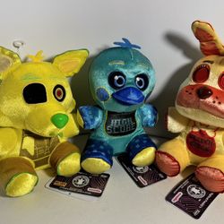 FNAF Hot Topic Plushes Lot Inverted Foxy Chica Bonnie