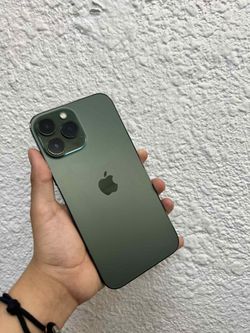 iPhone 13 Pro Max 128GB UNLOCKED  