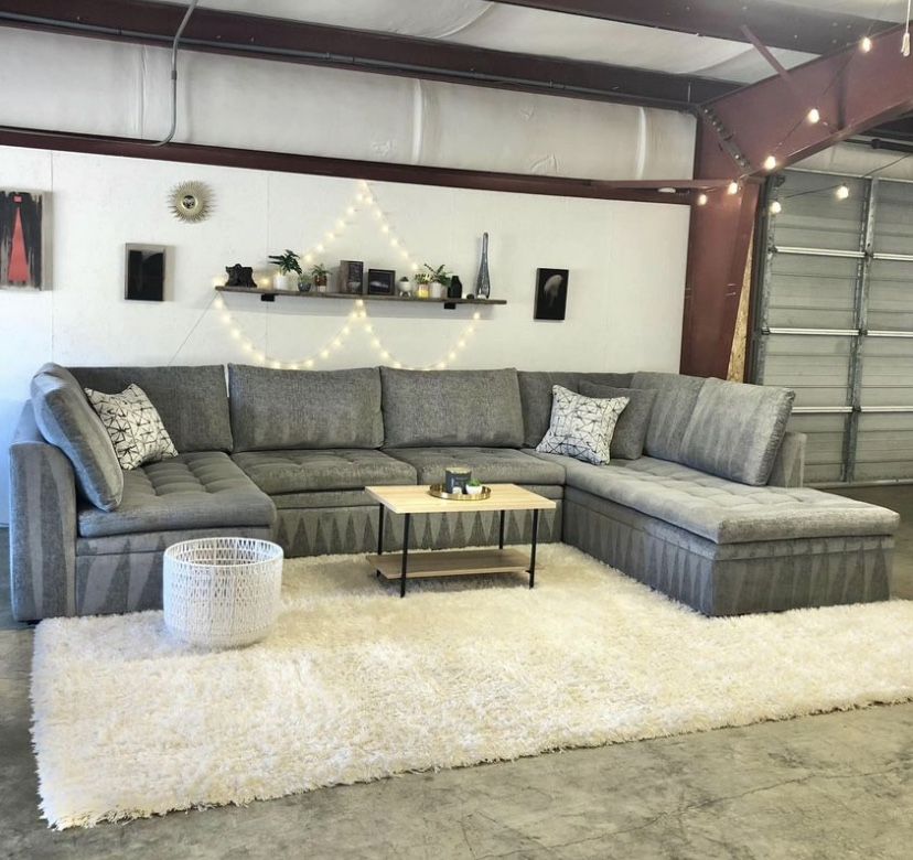 Sectional Couch 