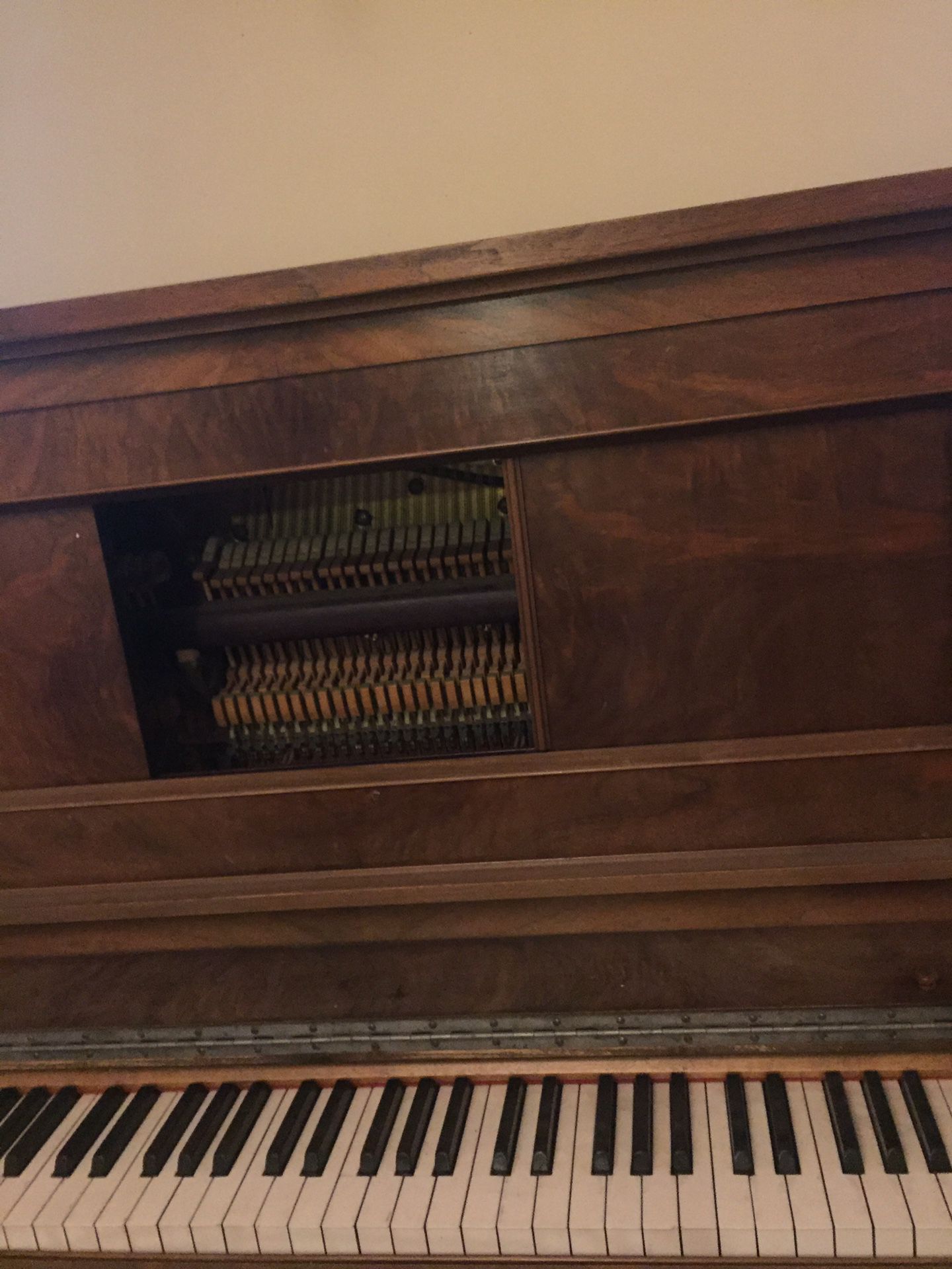 FREE Stand up Piano - must pick up