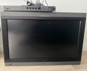 Sony PVM-L3200 32” Broadcast LCD Monitor