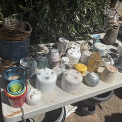Ceramic Pots $5 Each Small 2 For $5