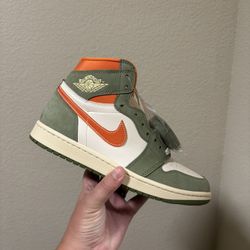 Jordan Retro 1 Green And Orange 