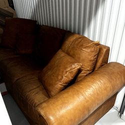 Pull-out Leather Couch