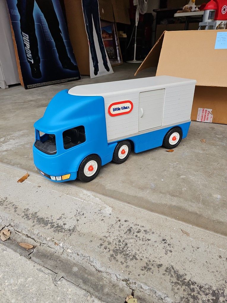 Vintage Little Tikes Semi Truck