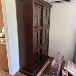 Curio, Book, or China Cabinet