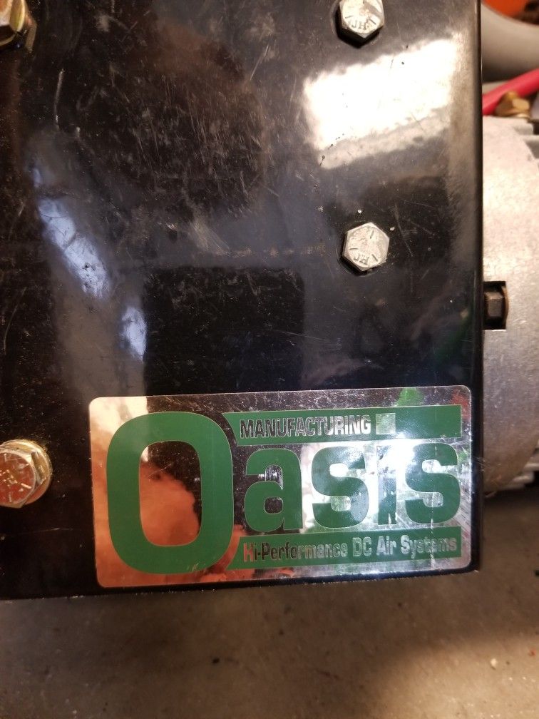12 Volt Air Compressor