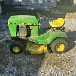 John Deere 116