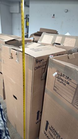 Free boxes - 4 feet  (6)