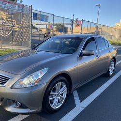 2011 Infiniti G37