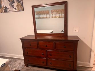 Wood Dresser
