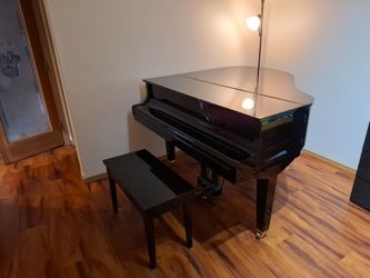 K Kawai baby grand piano