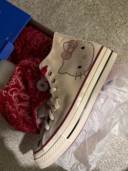 Converse Hello Kitty