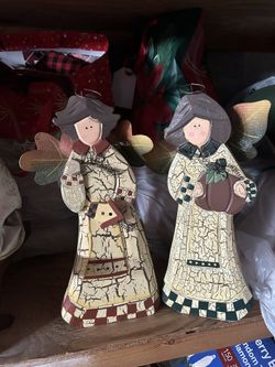 Wooden Antique Angels One Pair