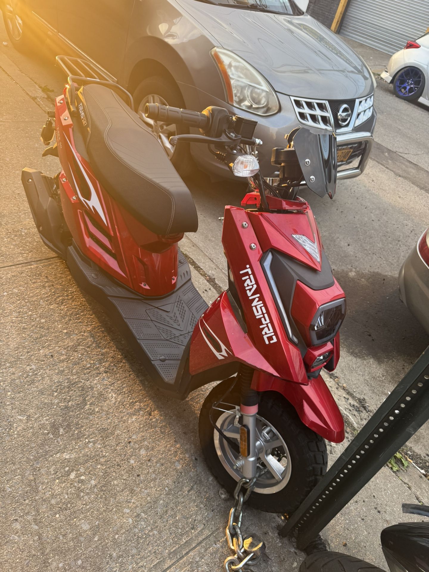 50cc Transport Key And Title Has Only 400 Miles Still Brand New