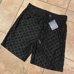 Mens Shorts Sz L $140 FIRM NO TRADES 