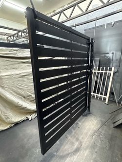 Puerta de solera es de 5x6