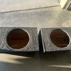 Woofer box fits 12 inch in good condition$40