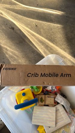 Feisike crib mobile arm
