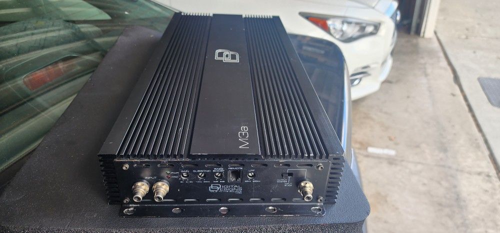 DD M3a Bass Amplifier