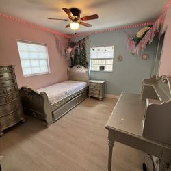  Bedroom Set