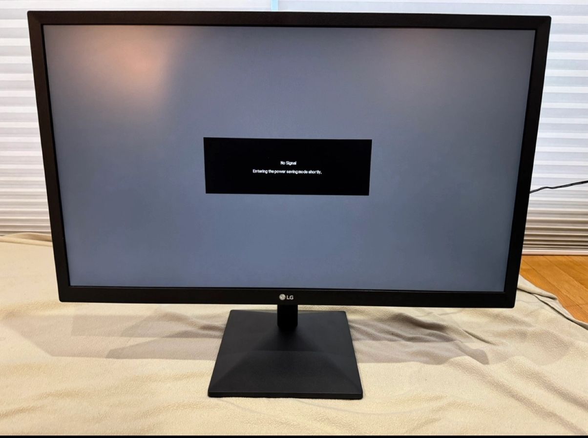 LG - 24" IPS LED FHD 75Hz FreeSync Monitor (HDMI, VGA)
