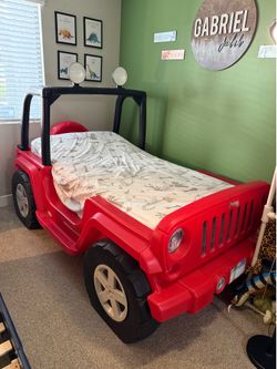 Little Tikes Jeep Wrangler Toddler-to-Twin Bed (Red) — Lights Work