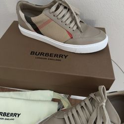 Burberry Shoes 