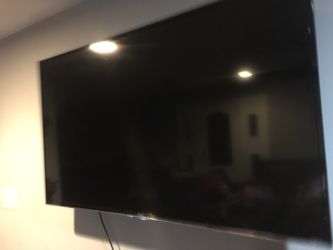 TLC 59”inch roku smart tv (for parts)