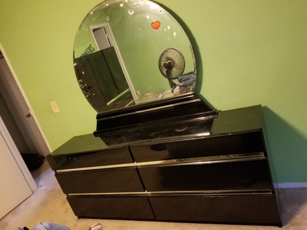 Vintage 80s Millennium Black Laquer And Mirrored Bedroom Set