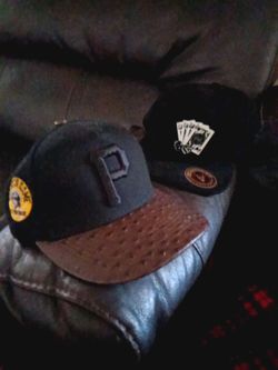 Snapback hats