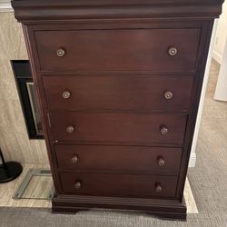 5 Drawer Tall Dresser