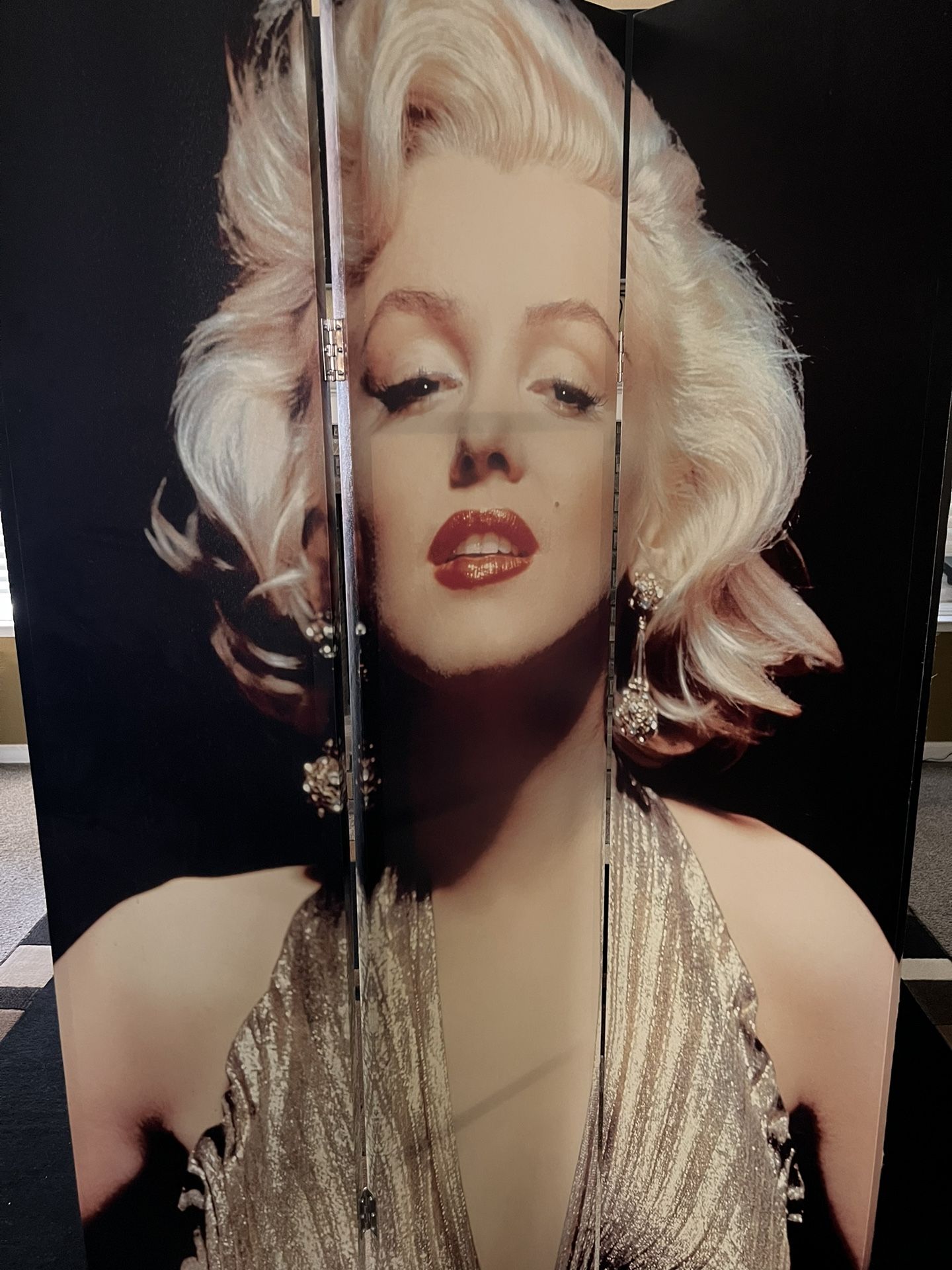 The $150 obo- Marilyn Monroe Gold Dress Folding Screen Room Divider