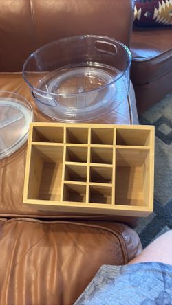 Bamboo makeup organizer