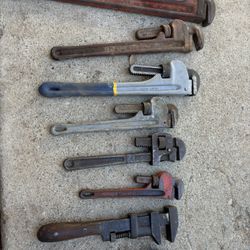 Wrenchs 